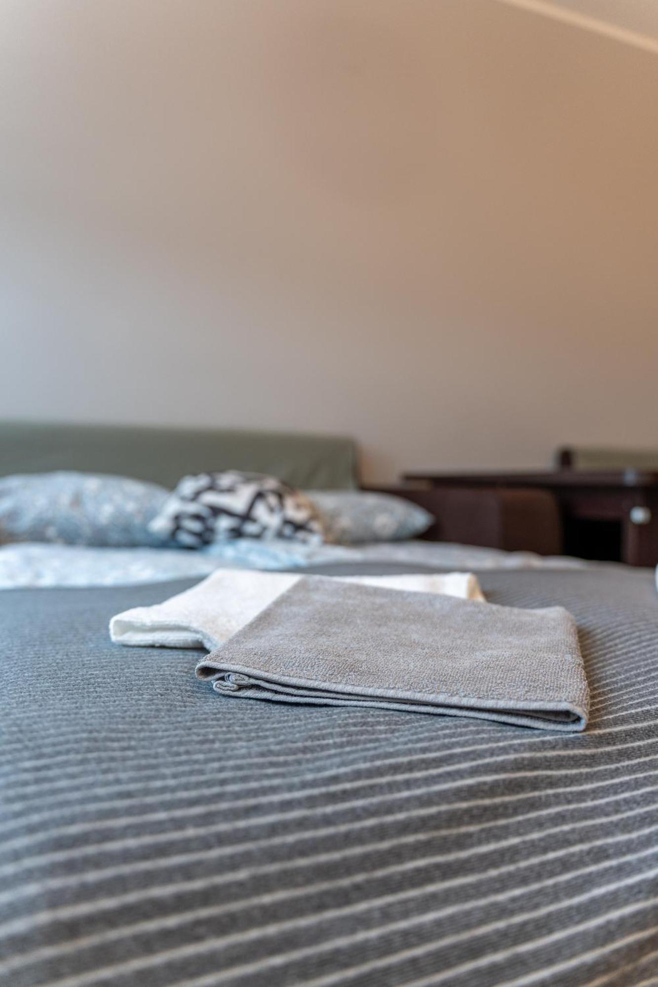 Apartament Centrum 32M2 Klodzko - Przyjaciol Ziemi Klodzkiej Kültér fotó